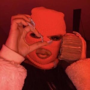 Meet your Posher, Rafaela